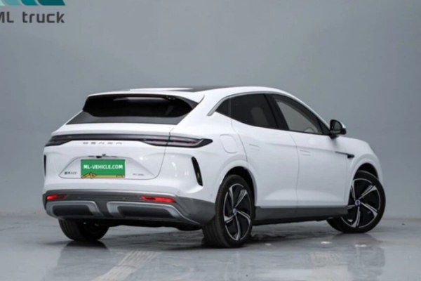 BYD Denza N7 2026