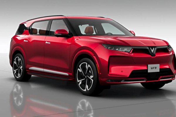 2025 VinFast VF9