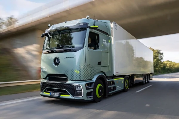 2026 Mercedes Actors