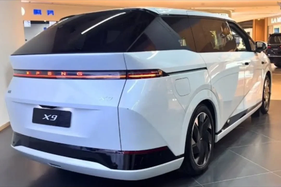 2025 XPENG X9 Price Specs Pros Cons